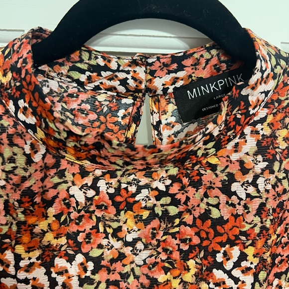 Super Colourful Puffy Sleeved Blouse - Picture 3 of 8